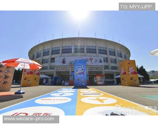 浓眉闪耀赛场携手足球巨星共绘跨界运动激情新篇章