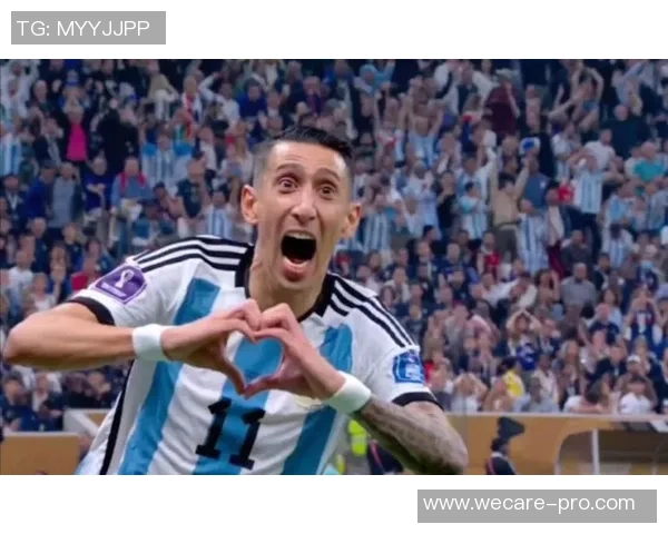 足球明星独特庆祝动作大揭秘 这些标志性瞬间背后的故事与创意