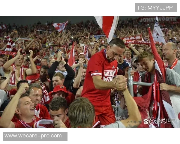 足球明星镜头前的独特表情集：从激情到冷静，捕捉他们的瞬间心情